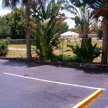 Budget Inn Of Okeechobee-2